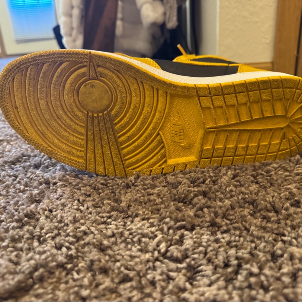 Jordan 1 high pollen size 12 M - Picture 4 of 4